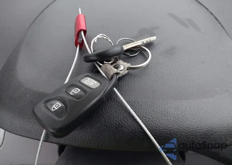 2014 Hyundai Elantra Se z USA, uszkodzony, nr VIN 5NPDH4AE7EH539673